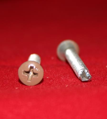 Pecan Corner Screw
