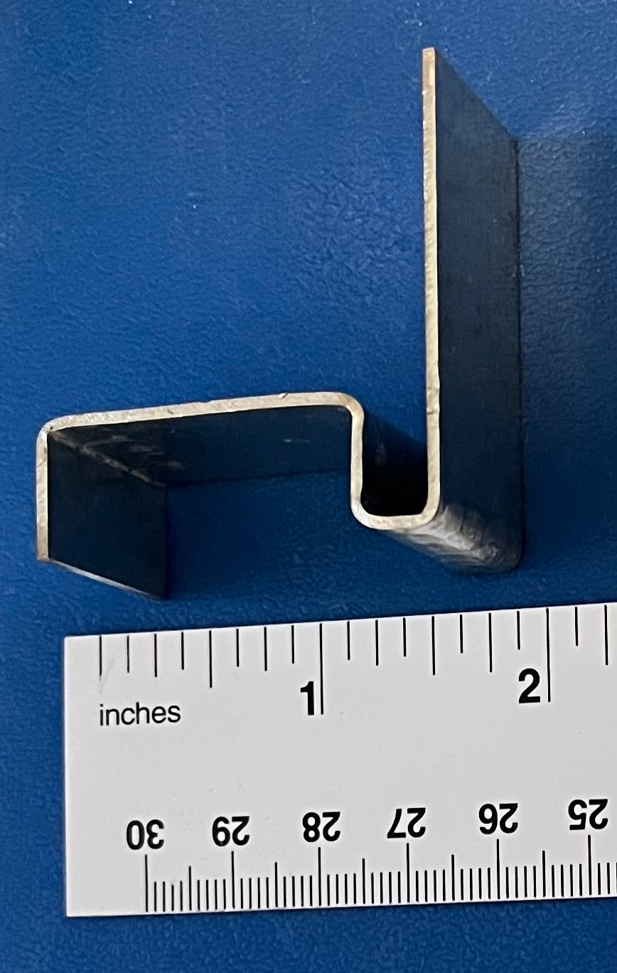 111030 Panel Clip Hanging